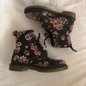 Floral Dr. Marten boots